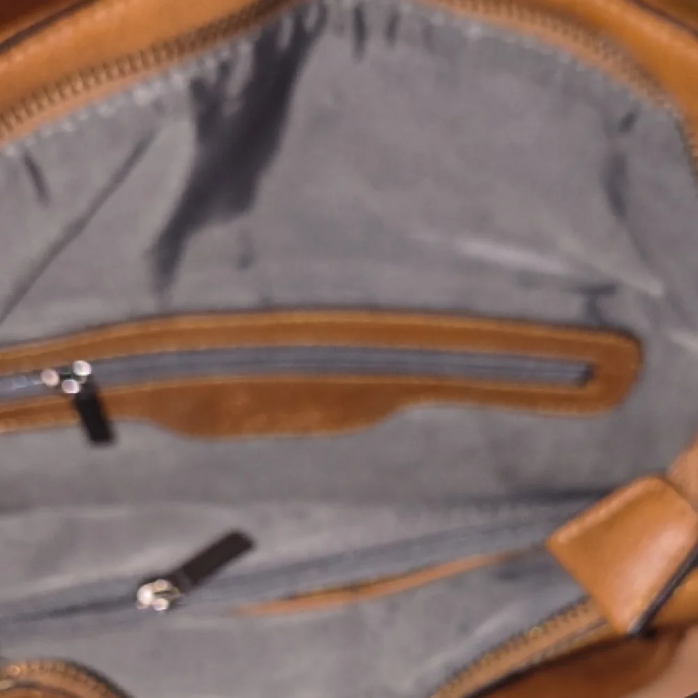 Chic Tan Leather Hobo Bag